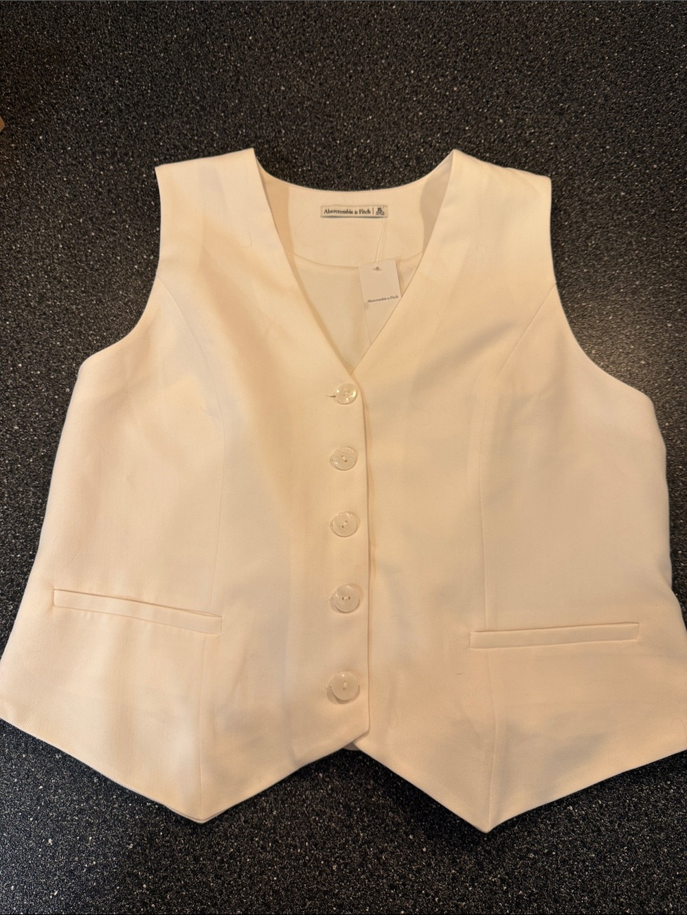 NWT Abercrombie & Fitch Women's Cream Button-Front Vest - size XL